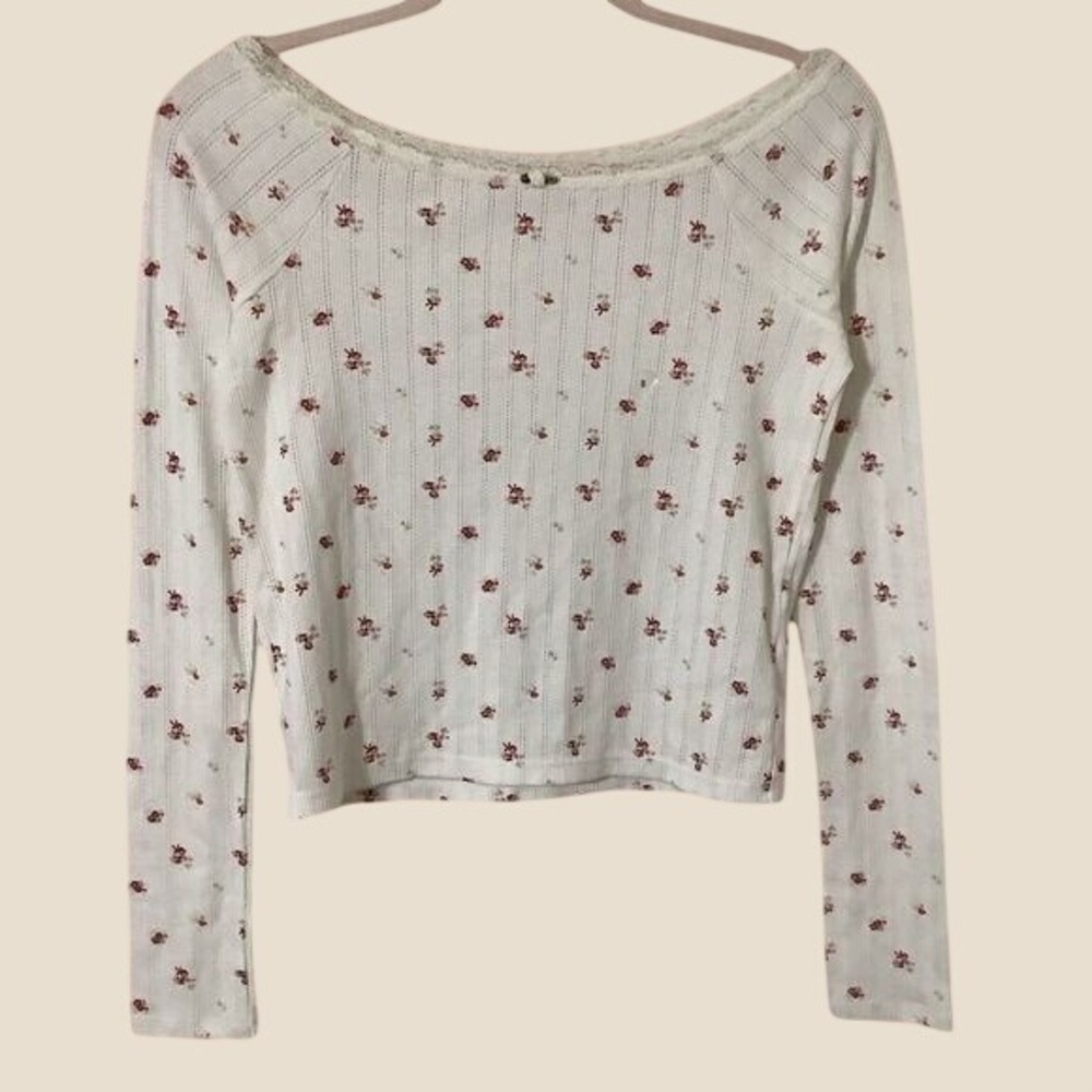 Aeropostale Floral Long Sleeve Small Rosette Coquette Feminine Girly Preppy